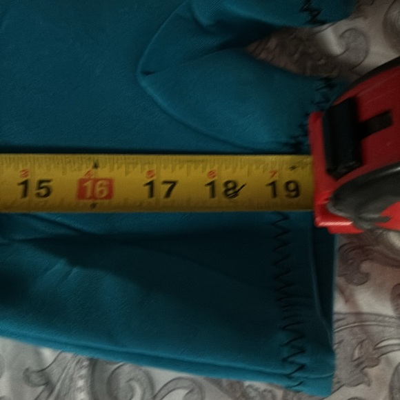 Body glove wetsuit child used for a photo shoot once - Picture 9 of 9